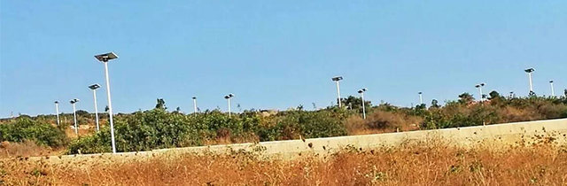 來(lái)自中國(guó)的光，照亮了中東海港的夜